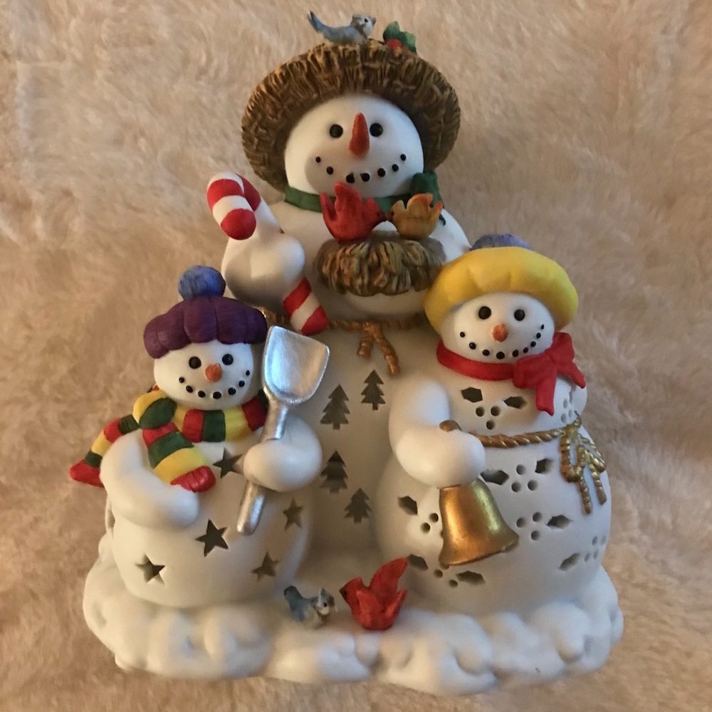 PARTYLITE SNOWBELL TEALIGHT HOLDER P7702